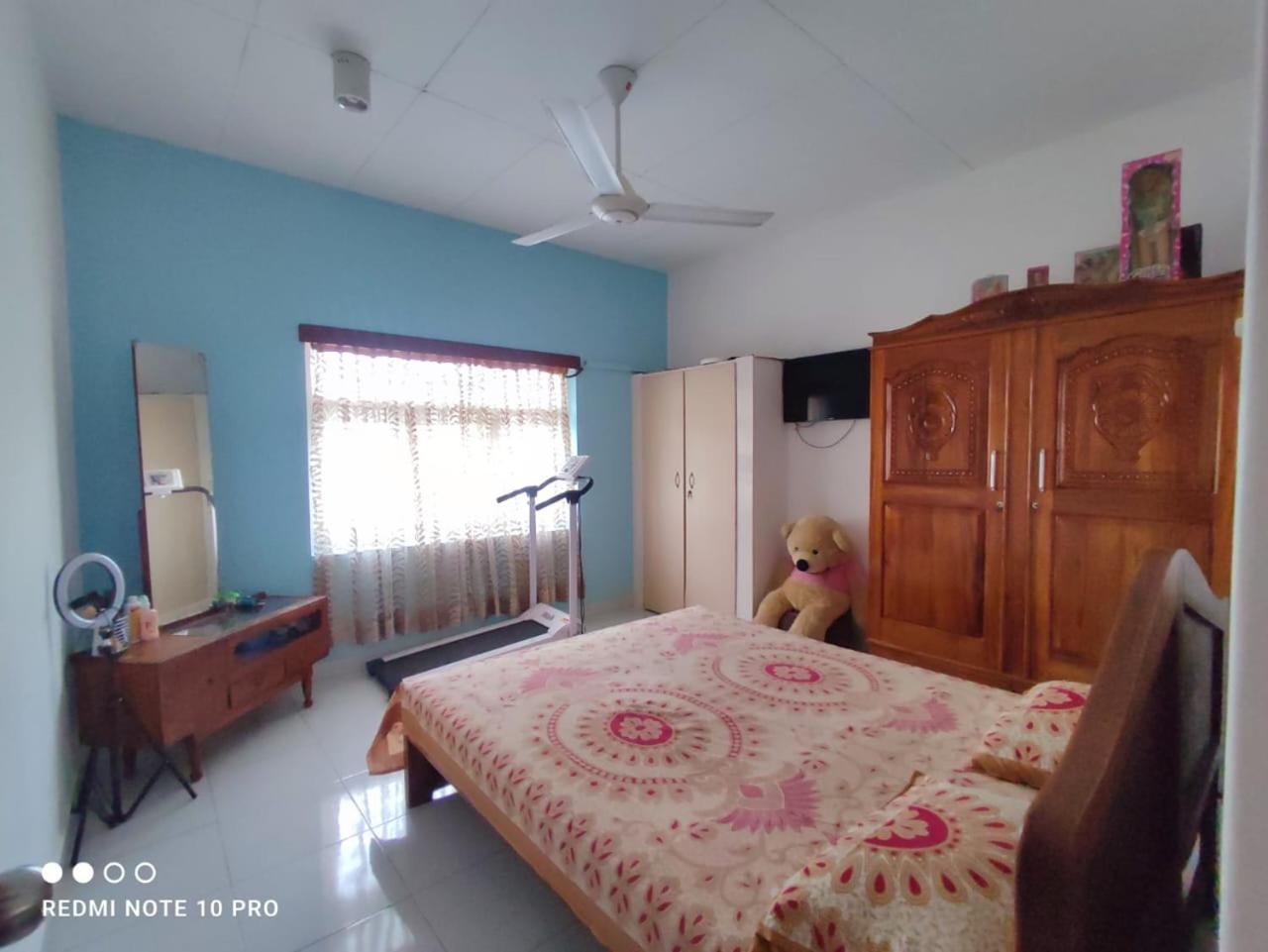 Appartement Fully Furnished House In Kotte à Sri Jayewardenepura Kotte Extérieur photo